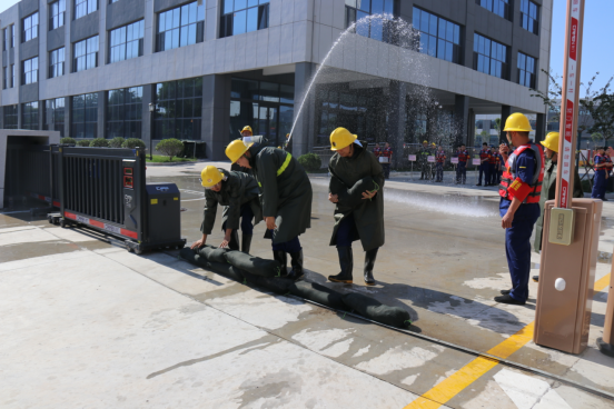 “以‘演’促防 以‘練’備戰(zhàn)”公司保稅區(qū)廠區(qū)開展2024年自然災(zāi)害（防臺(tái)風(fēng)、防汛）處置演練活動(dòng)650.png